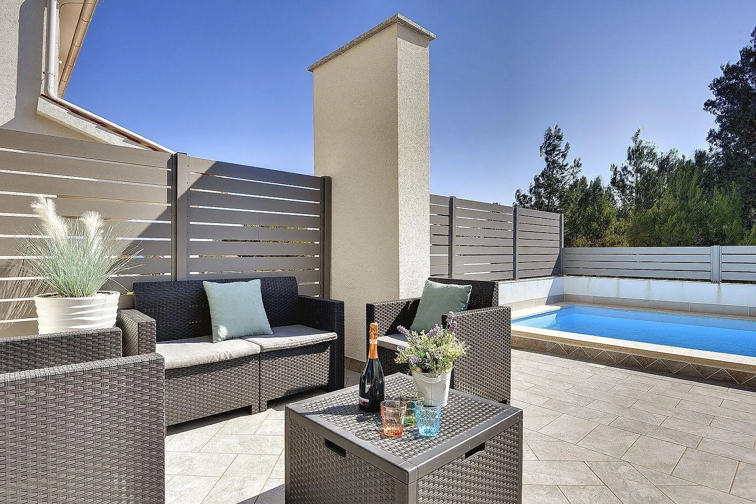Holiday home 500 Meter Zum Strand Mit Privatpool, Meerblick, Klima, Wlan Liznjan Croatia