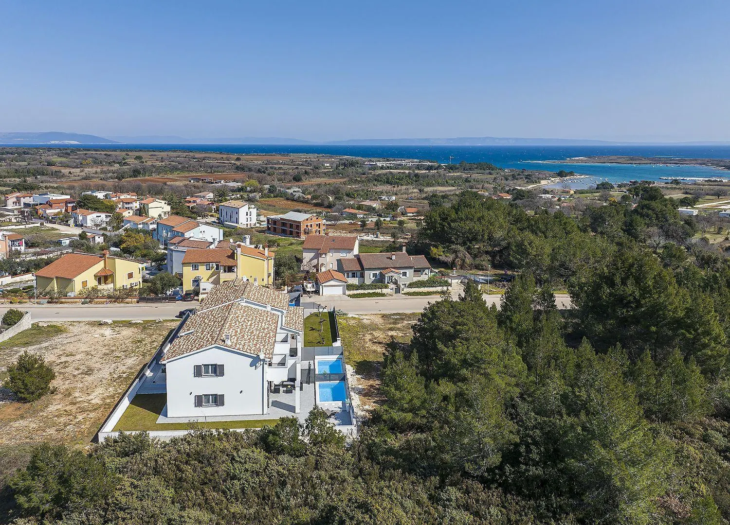 500 Meter Zum Strand Mit Privatpool, Meerblick, Klima, Wlan Liznjan 0*,  Croatia