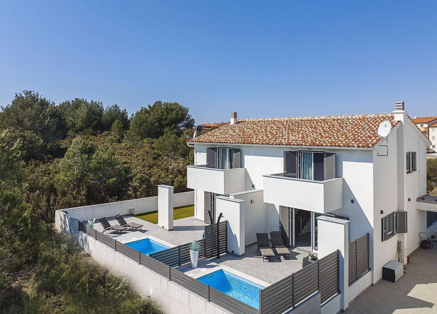 500 Meter Zum Strand Mit Privatpool, Meerblick, Klima, Wlan Liznjan